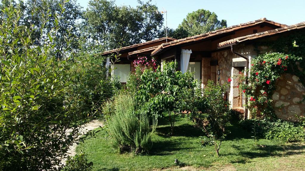Apartamentos El Roble Valverde de la Vera Exterior foto